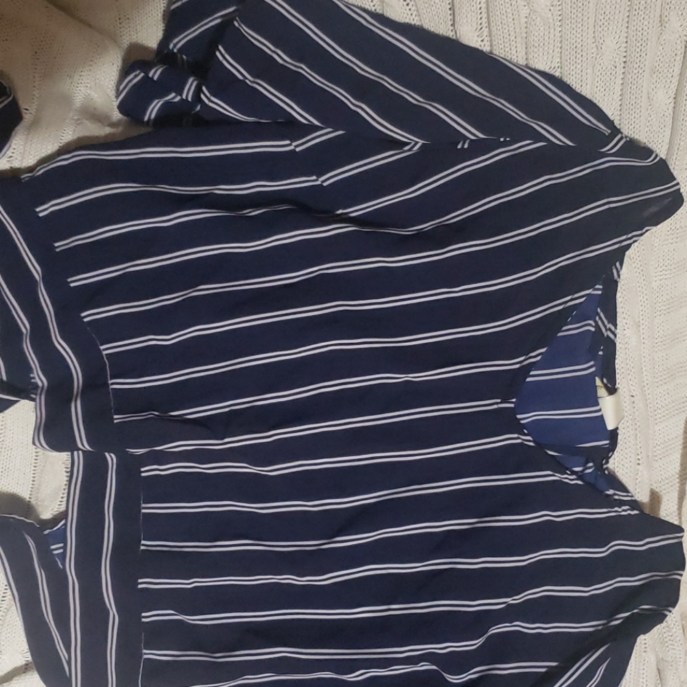 Crop blouse with tie back